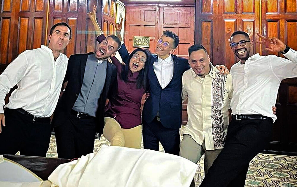 La joie d'une ordination à Bogotà